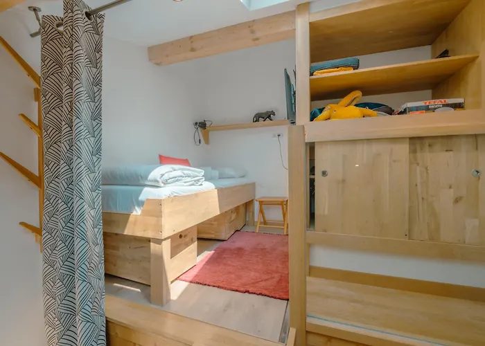 La Verte 23 In Out - Happy 霞慕尼